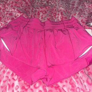 Lululemon Hotty Hot shorts